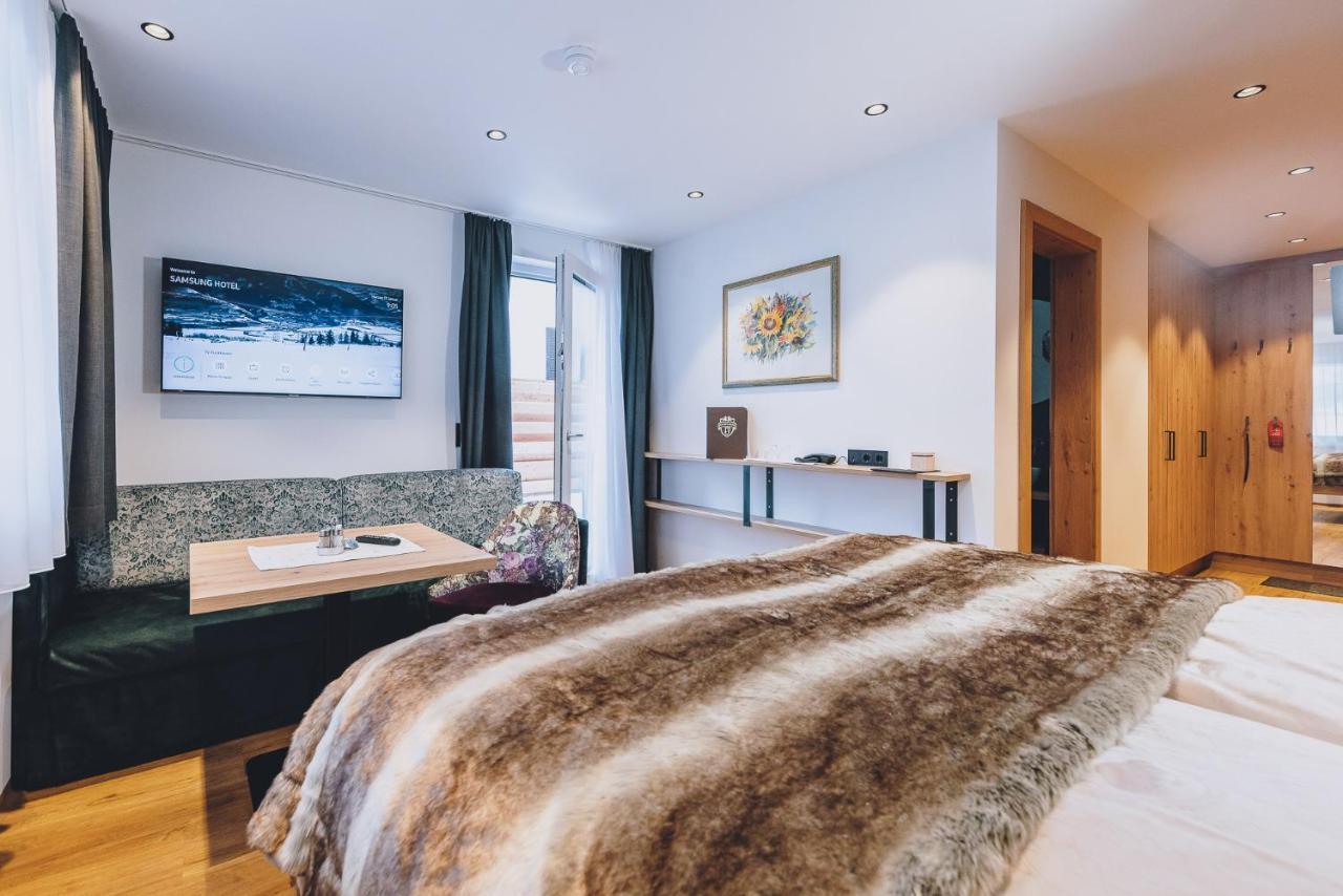 Dorfkrug Kaprun - Luxury Suites & Appartements Экстерьер фото