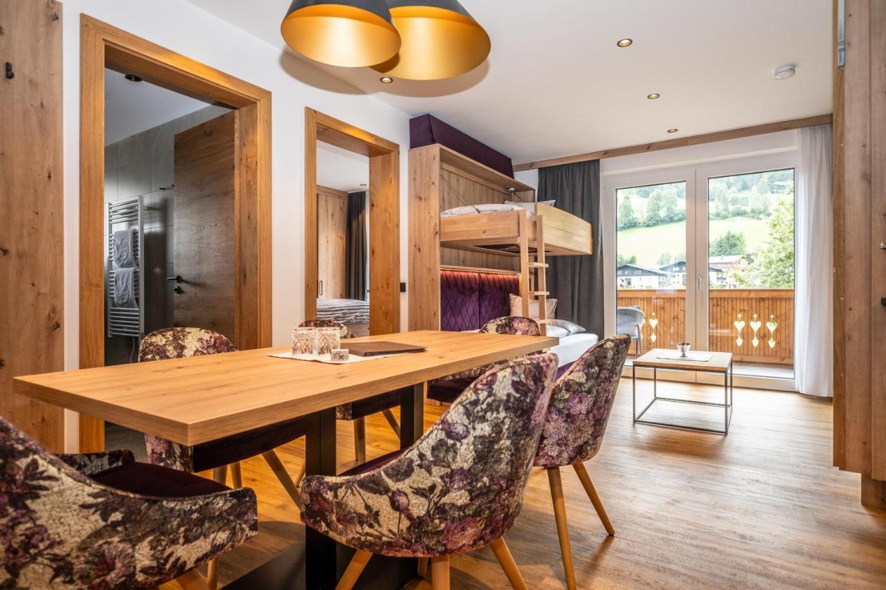 Dorfkrug Kaprun - Luxury Suites & Appartements Экстерьер фото